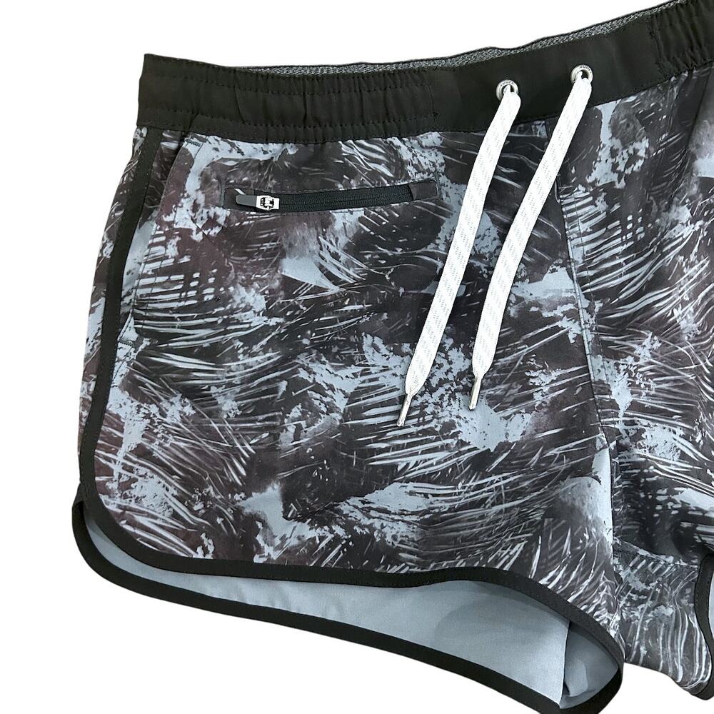 VUORI Tavi NWOT Athleisure Shorts MEDIUM  Running Fitness Recycled Athletic - Picture 4 of 8